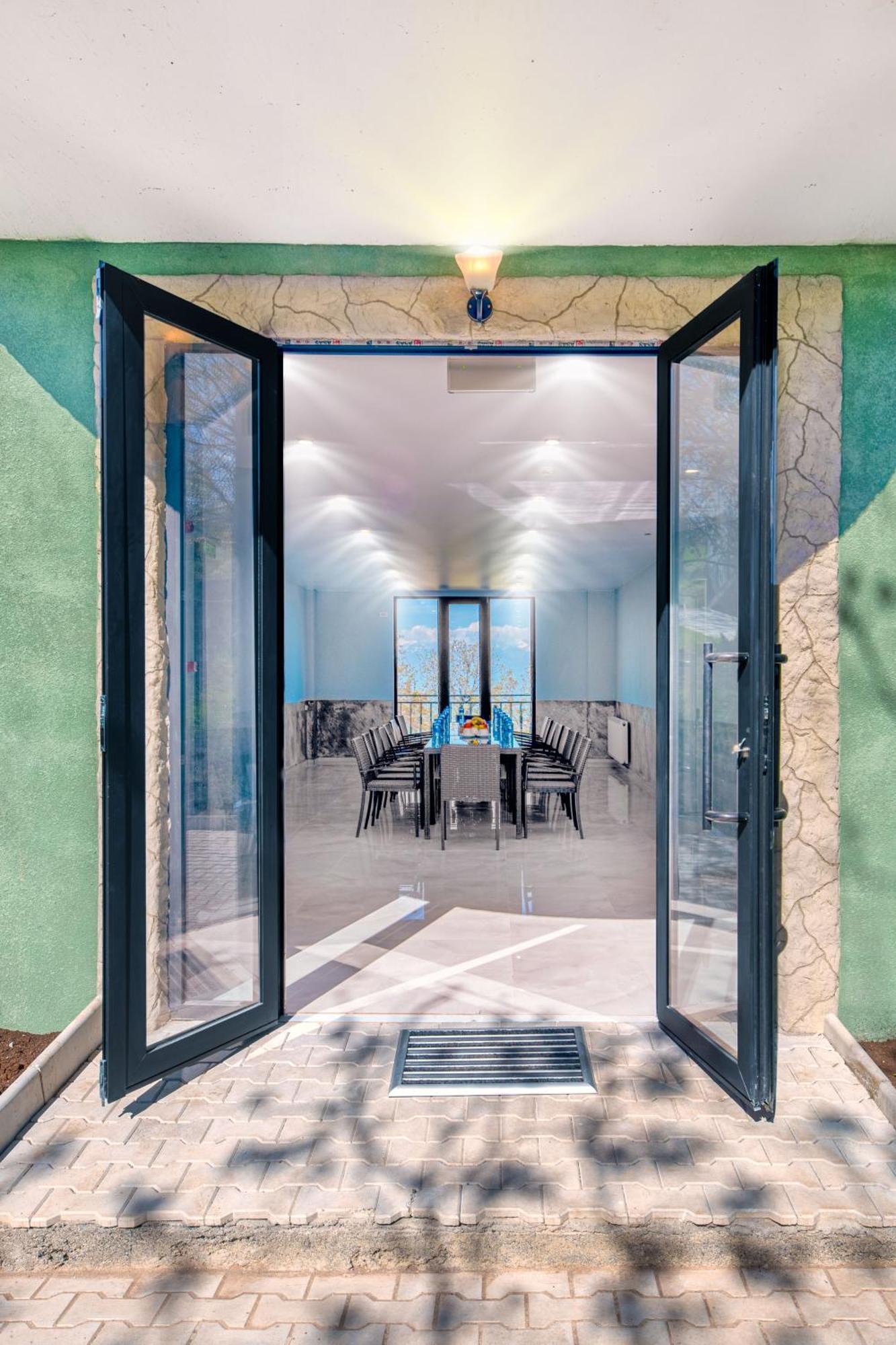 Villaggio Mirzaani Resort シグナギ エクステリア 写真